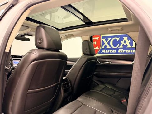 Used 2018 Cadillac XT5 Luxury AWD/4WD image 43