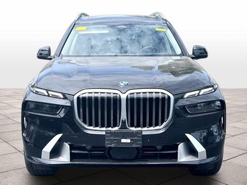 Used 2026 BMW X7 xDrive40i w/ Premium Package AWD/4WD image 2