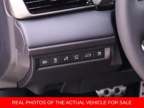 Used 2026 Toyota Camry SE image 14