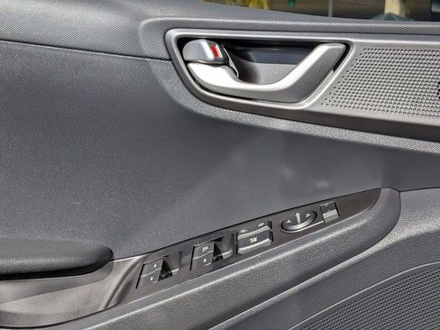 Used 2020 Hyundai Ioniq Blue image 11