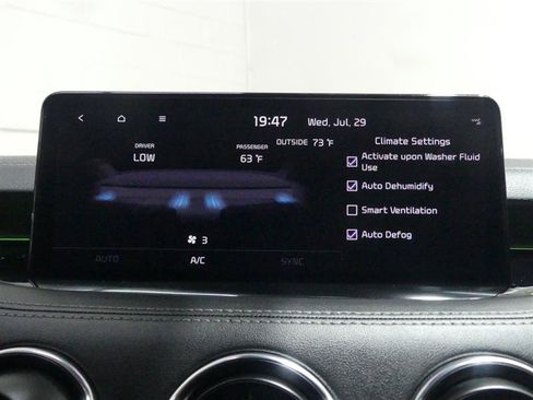 Used 2022 Kia Stinger GT2 AWD/4WD image 45