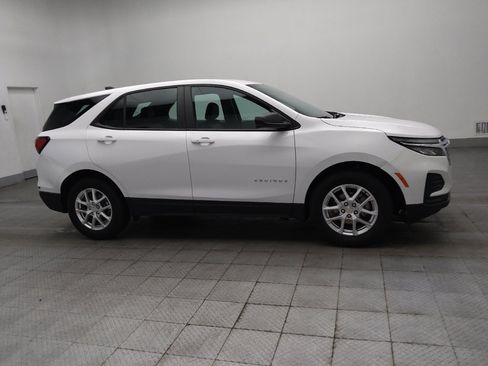 Used 2024 Chevrolet Equinox LS FWD image 11