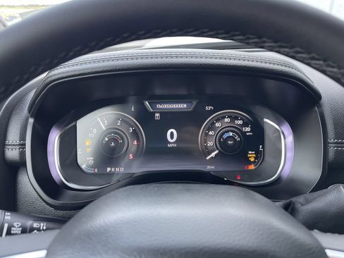 New 2026 RAM 2500 Laramie AWD/4WD image 32