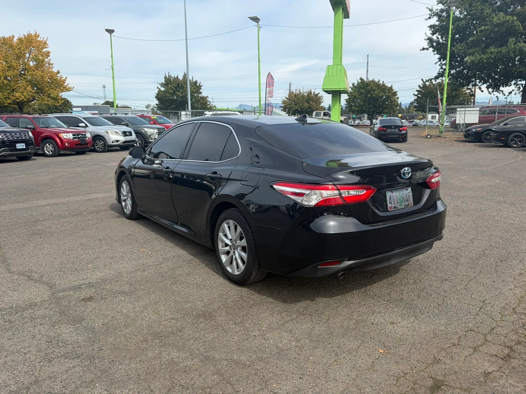 Used 2018 Toyota Camry LE w/ Audio Package FWD image 4
