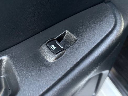 Used 2021 Ford Edge SEL w/ Convenience Package image 46