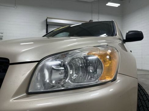Used 2012 Toyota RAV4 FWD w/ Value Pkg image 11