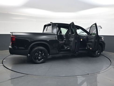 New 2026 Honda Ridgeline Black Edition image 35