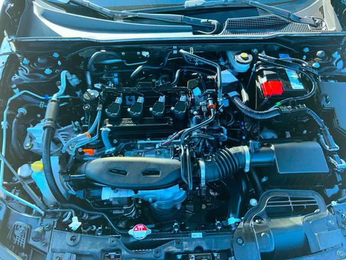 Certified 2022 Honda Civic EX image 18