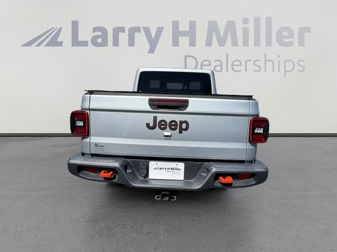 Used 2022 Jeep Gladiator Mojave w/ LED Lighting Group AWD/4WD image 5