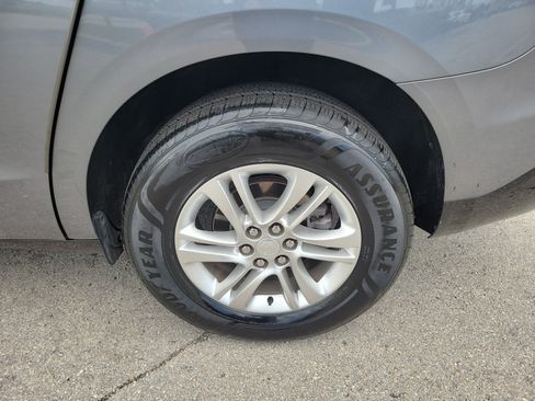 Used 2021 Buick Enclave Essence FWD image 28