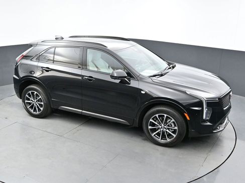 Certified 2024 Cadillac XT4 Sport AWD/4WD image 36