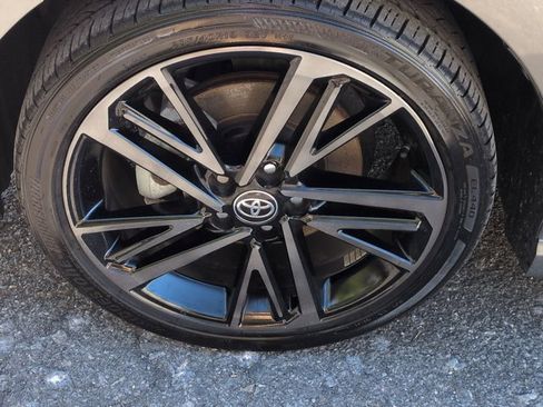 Used 2025 Toyota Camry XSE image 10