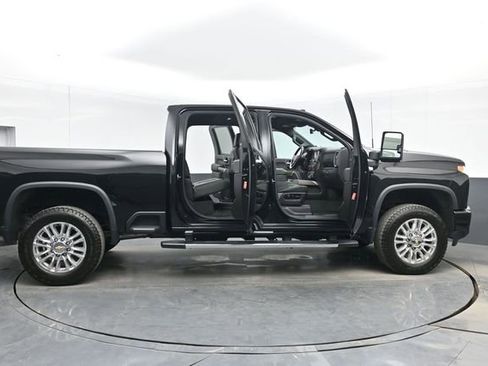 Used 2022 Chevrolet Silverado 3500 High Country w/ LPO, Hitch Package AWD/4WD image 52