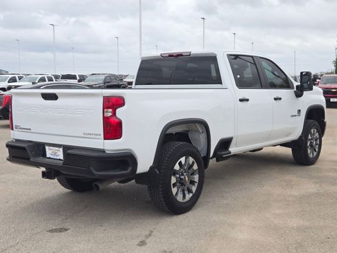 Certified 2025 Chevrolet Silverado 2500 Custom w/ Custom Value Package AWD/4WD image 3