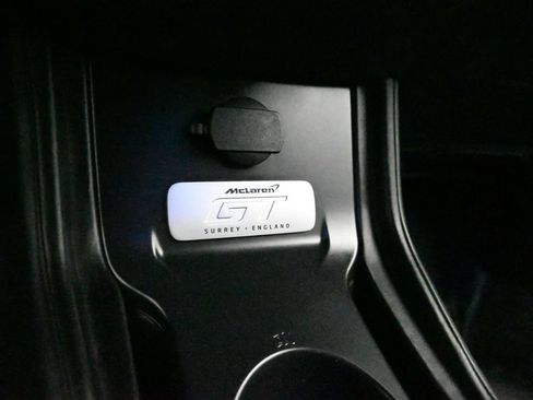 Used 2022 McLaren GT RWD image 65