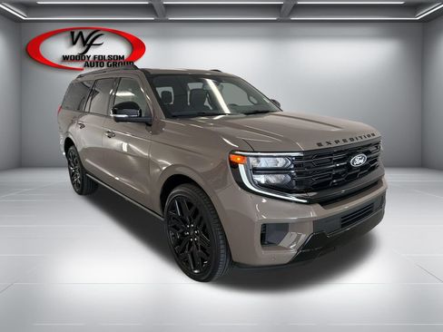New 2027 Ford Expedition Max Platinum w/ Stealth Performance Package AWD/4WD image 3