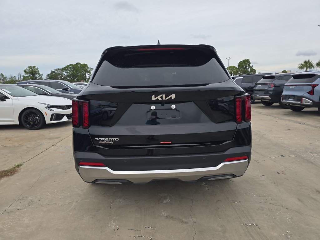 New 2026 Kia Sorento S FWD image 7