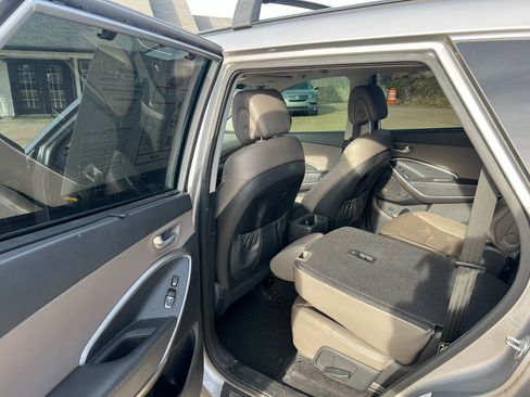 Used 2019 Hyundai Santa Fe XL image 21