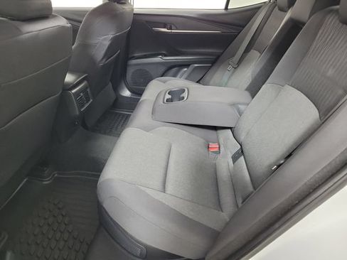 Used 2025 Toyota Camry LE w/ Convenience Package FWD image 12