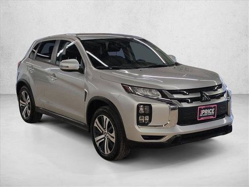 Used 2025 Mitsubishi Outlander Sport AWD image 3