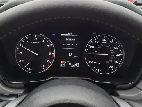 Certified 2025 Subaru Outback Limited image 30