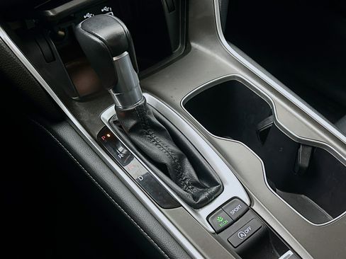 Used 2022 Honda Accord Sport Special Edition image 16