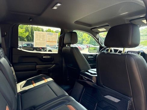 Used 2019 GMC Sierra 1500 AT4 w/ AT4 Premium Package AWD/4WD image 23