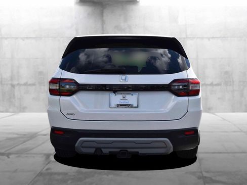 Certified 2025 Honda Pilot EX-L image 6