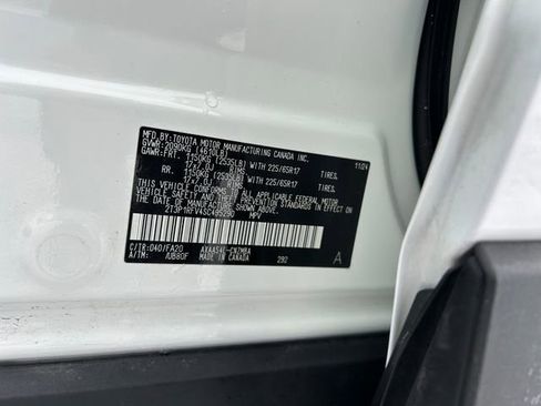 Used 2025 Toyota RAV4 XLE w/ Convenience Package image 31