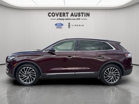 Used 2020 Lincoln Nautilus Reserve w/ Equipment Group 201A image 2