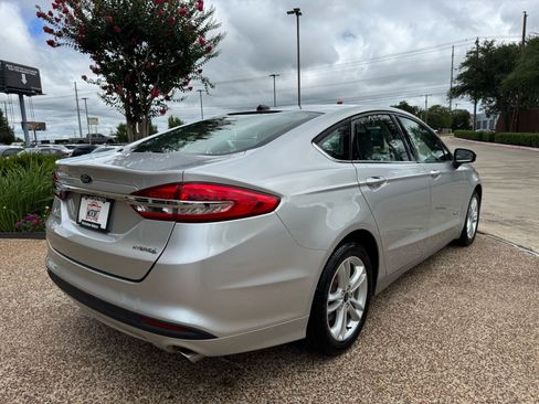 Used 2018 Ford Fusion S FWD image 9