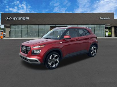 Used 2025 Hyundai Venue SEL