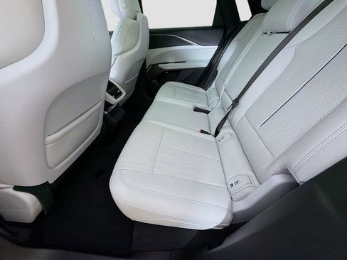 Used 2024 Cadillac Lyriq Luxury RWD image 27