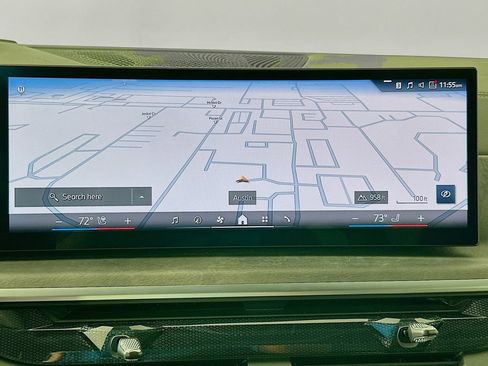 Used 2025 BMW X7 xDrive40i w/ M Sport Package image 13