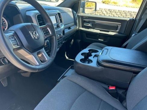 Used 2024 RAM 1500 Warlock AWD/4WD image 4