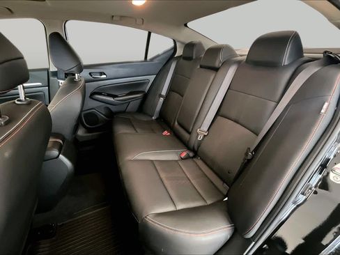 Used 2025 Nissan Altima 2.5 SR w/ SR Premium Package FWD image 18