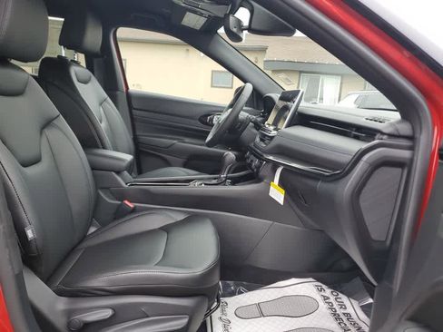 New 2026 Jeep Compass Limited image 24