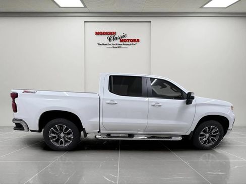 Used 2024 Chevrolet Silverado 1500 LT AWD/4WD image 8