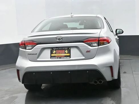 Used 2024 Toyota Corolla SE image 8