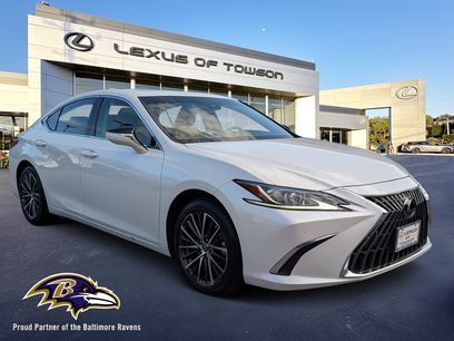 Used 2024 Lexus ES 350 w/ Premium Package