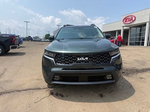 Certified 2023 Kia Sorento X-Line EX AWD/4WD image 2