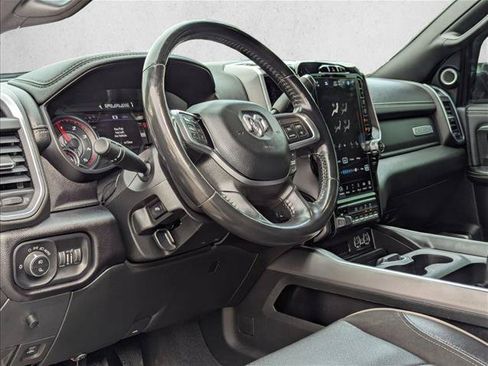Used 2022 RAM 3500 Laramie AWD/4WD image 9