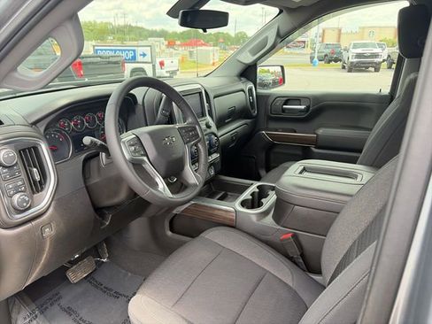 Used 2022 Chevrolet Silverado 1500 RST AWD/4WD image 30