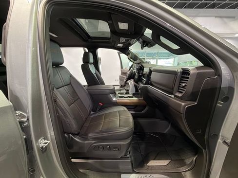 Used 2026 Chevrolet Silverado 1500 High Country w/ High Country Premium Package AWD/4WD image 13
