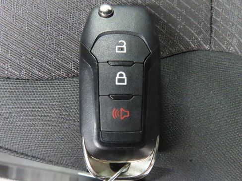 Used 2024 Ford F150 XLT w/ FX4 Off-Road Package image 70