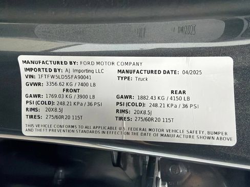 Used 2025 Ford F150 Lariat w/ Equipment Group 502A High AWD/4WD image 56