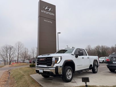 Used 2024 GMC Sierra 2500 Pro w/ Convenience Package