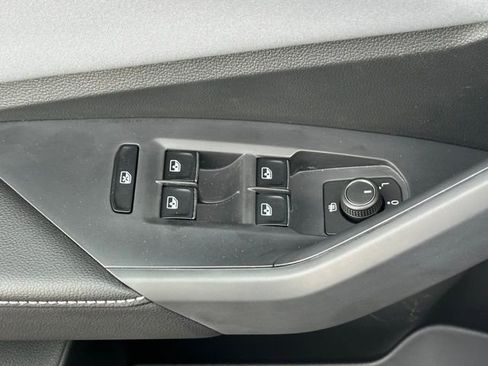 New 2026 Volkswagen Jetta SE FWD image 22