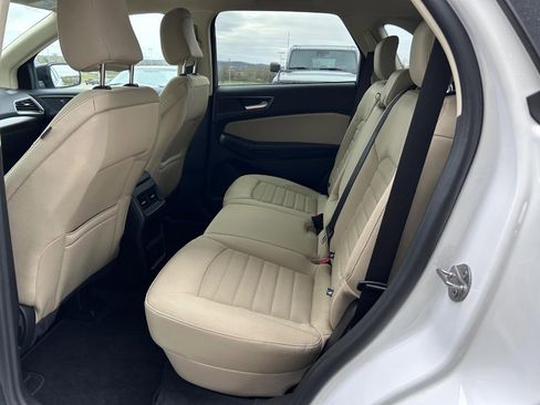 Used 2024 Ford Edge SE image 10