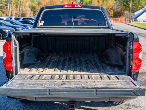 Used 2021 Toyota Tundra SR5 w/ Trail Edition image 16